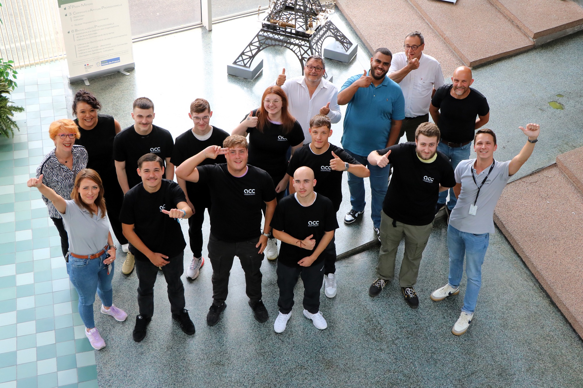 At the Lycée Voltaire in Wingles, training has begun for eight work-study students.