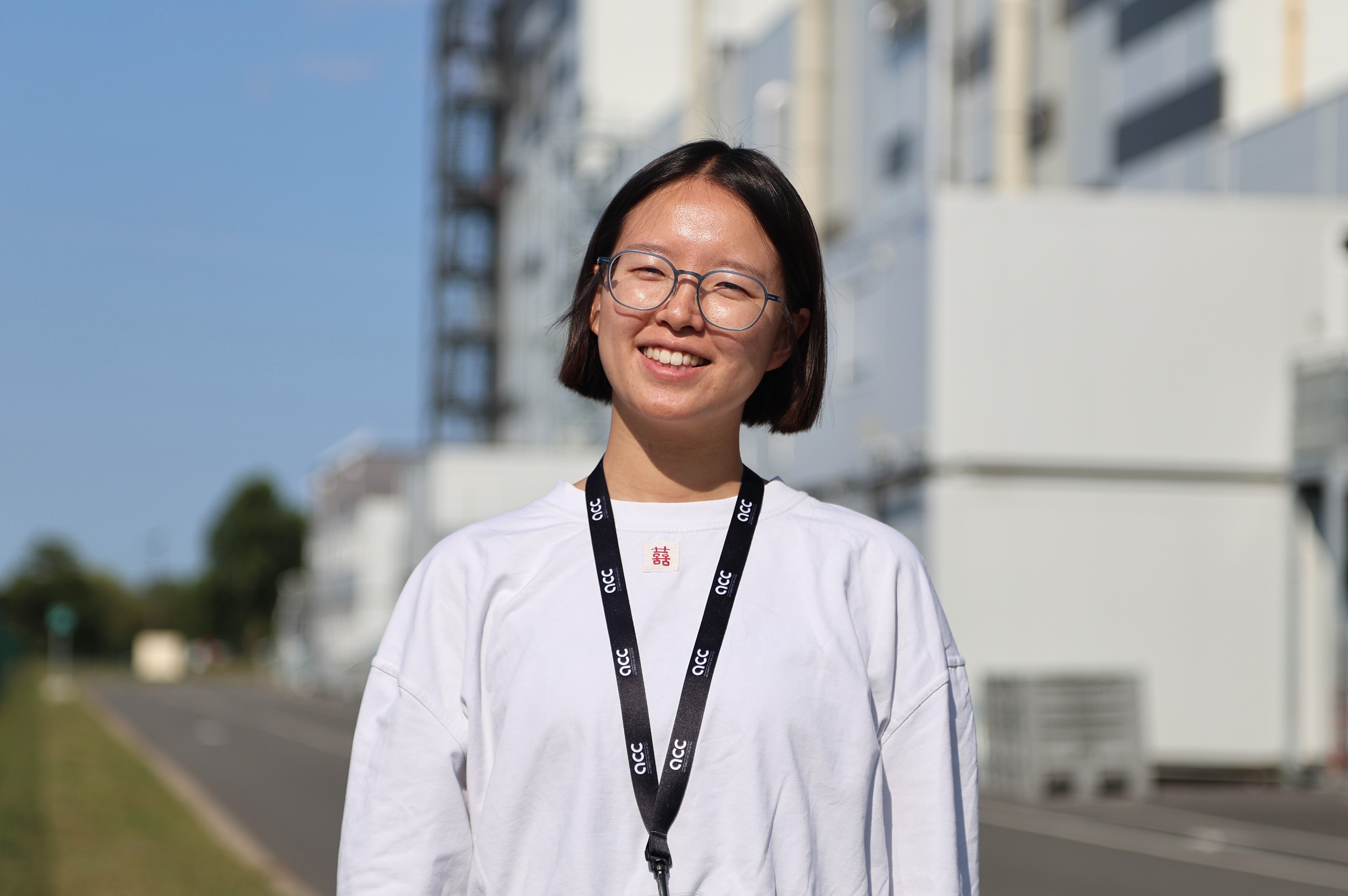 Xinran a fait ses études universitaires en France.