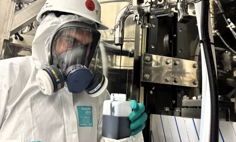 La première fabrication d'encre a demandé beaucoup de préparation.