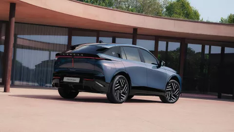 La nouvelle Lancia Gamma sera assemblée à Melfi, en Italie.